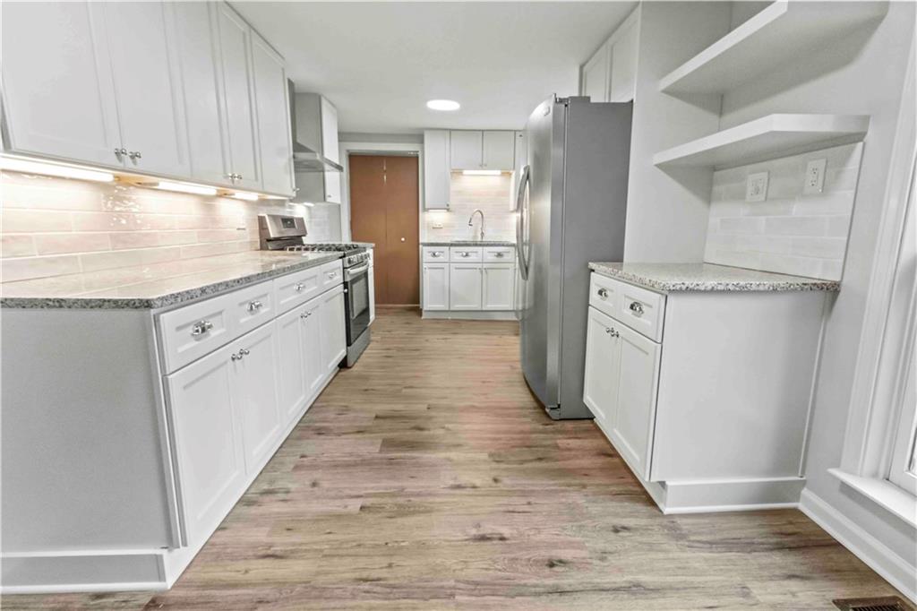 2314 Wayside Drive NE