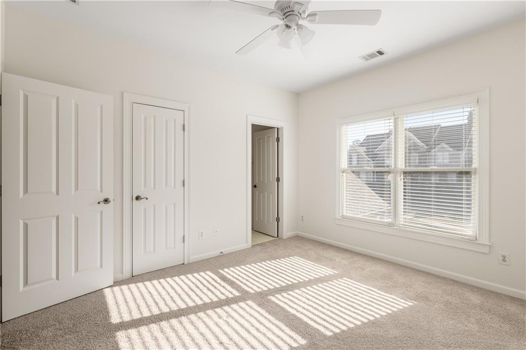 1694 Harlington Road