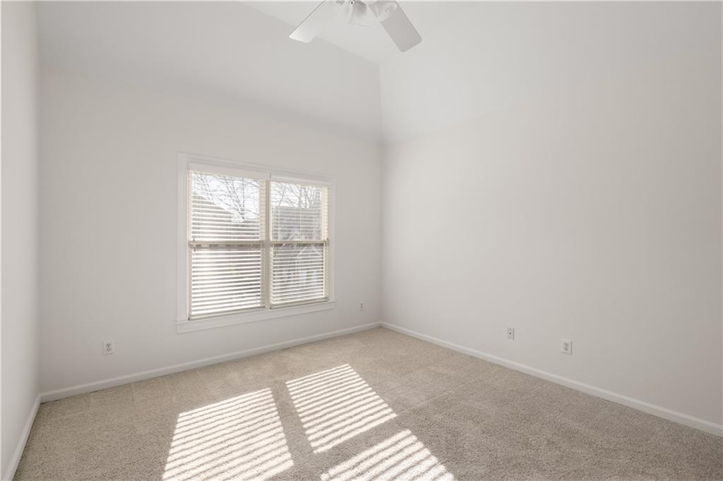 1694 Harlington Road