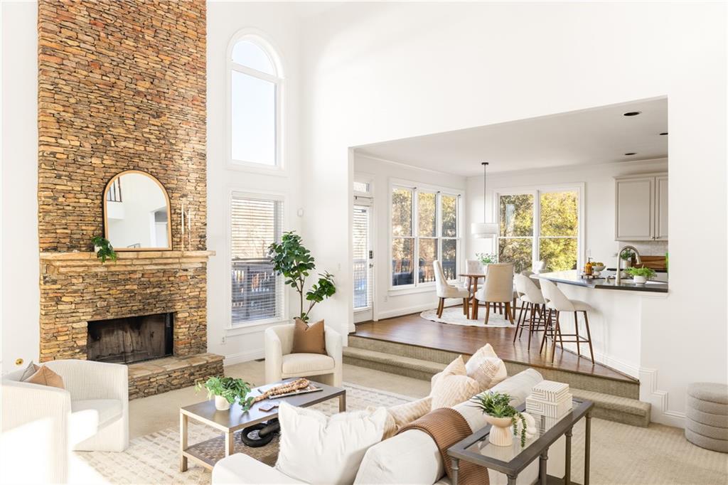 1694 Harlington Road