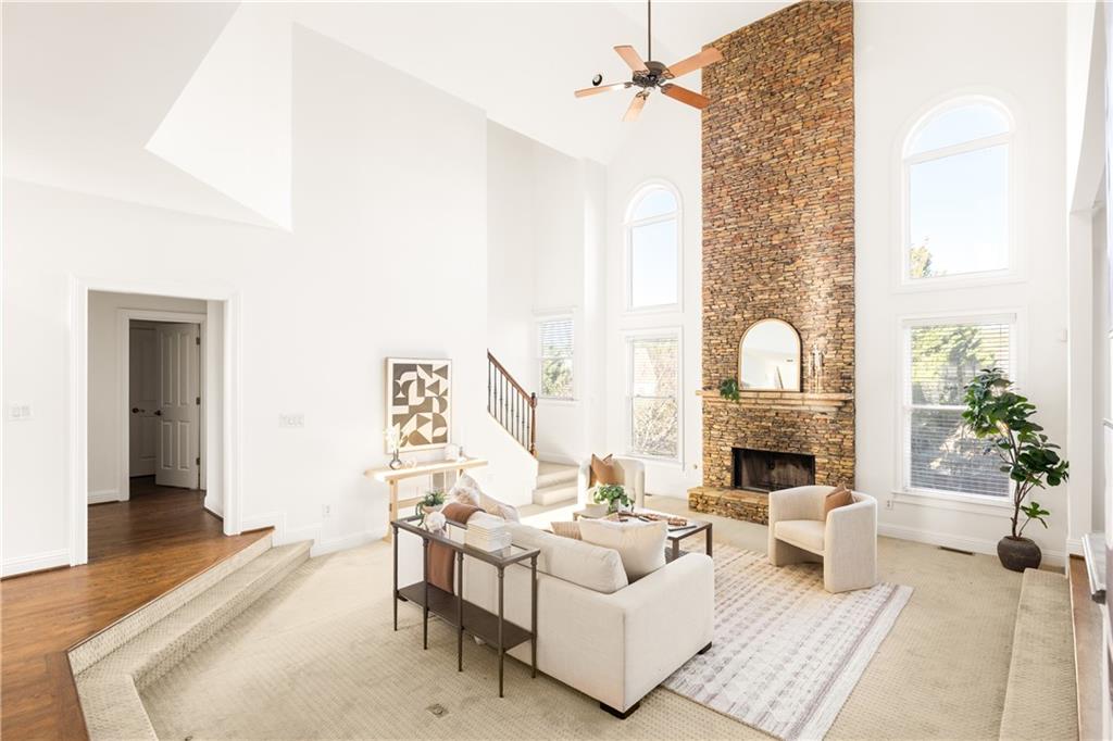 1694 Harlington Road