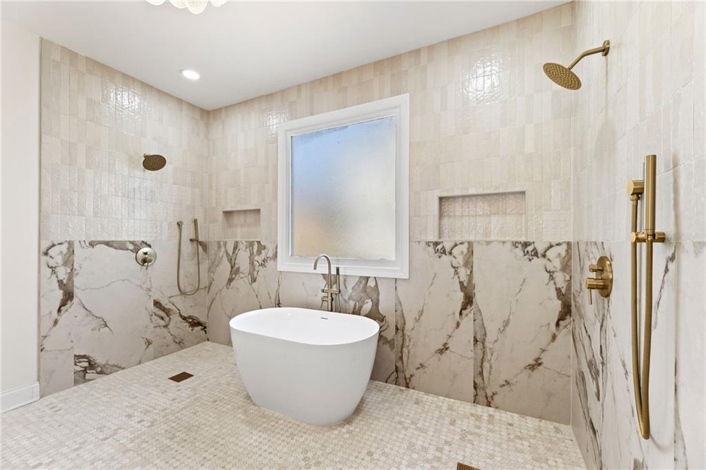 534 Emerald Lake Lane