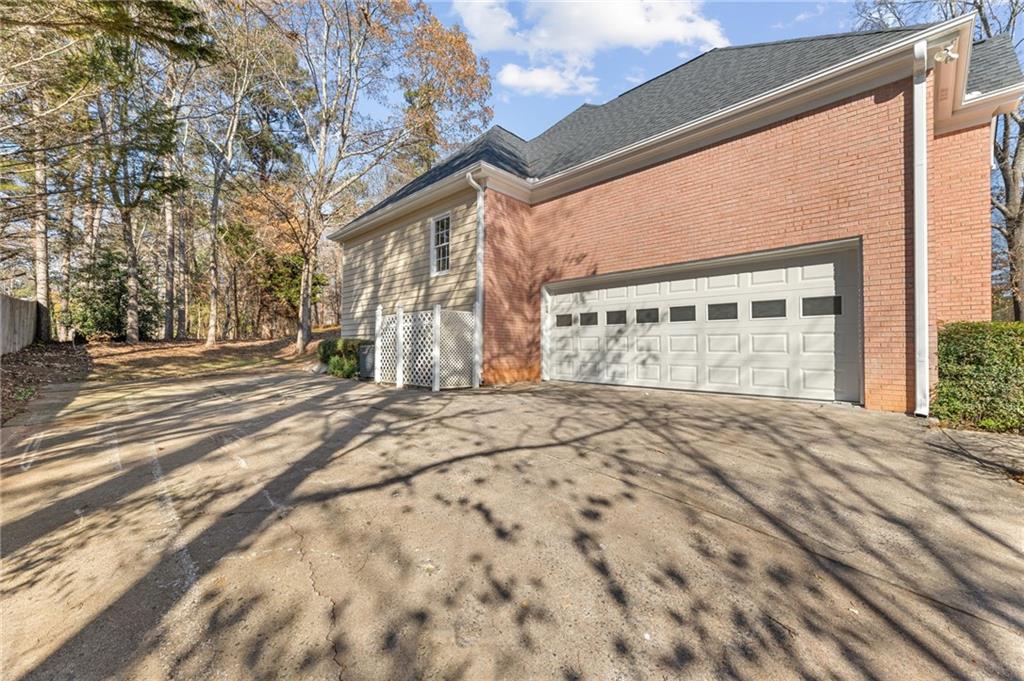 534 Emerald Lake Lane