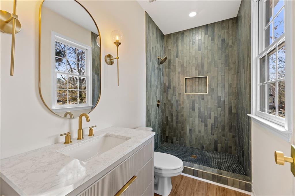 534 Emerald Lake Lane