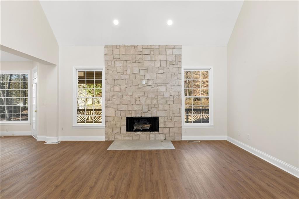 534 Emerald Lake Lane