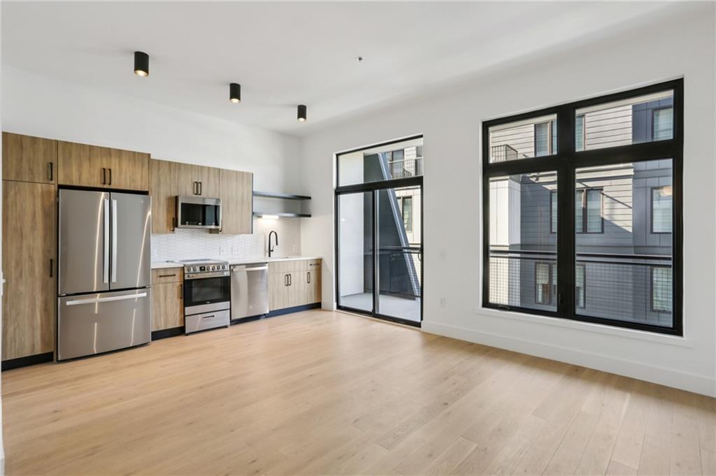 567 Ponce De Leon Avenue Unit 409