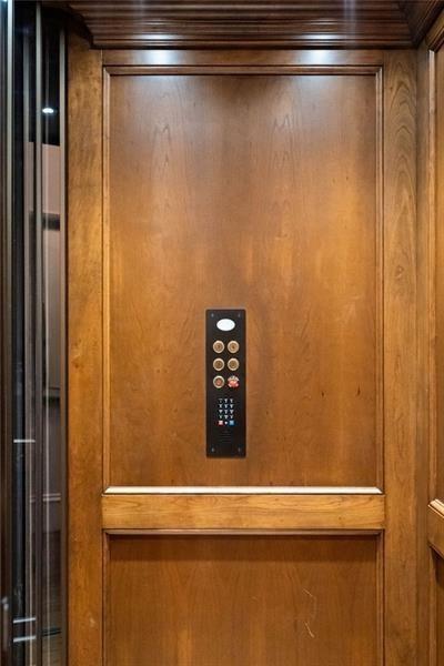 4844 Elkhorn Hill Drive