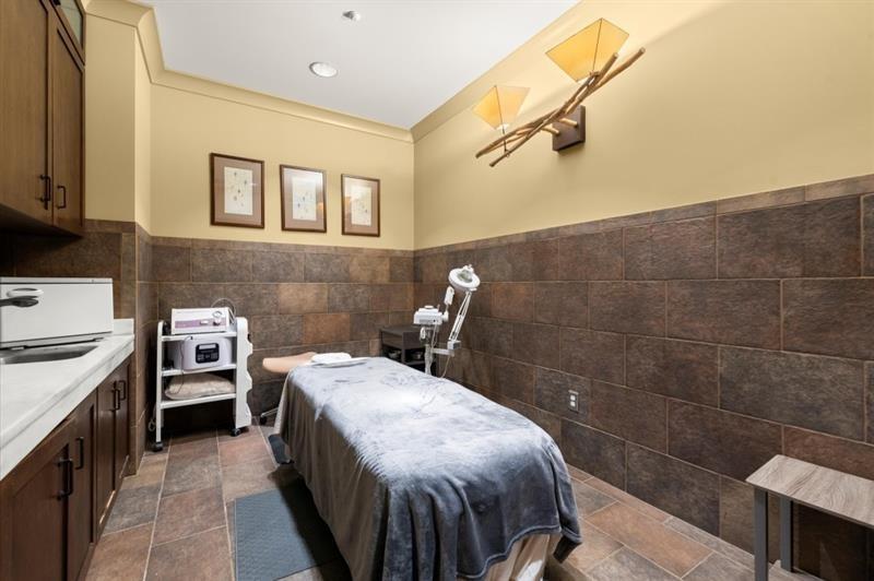 4844 Elkhorn Hill Drive