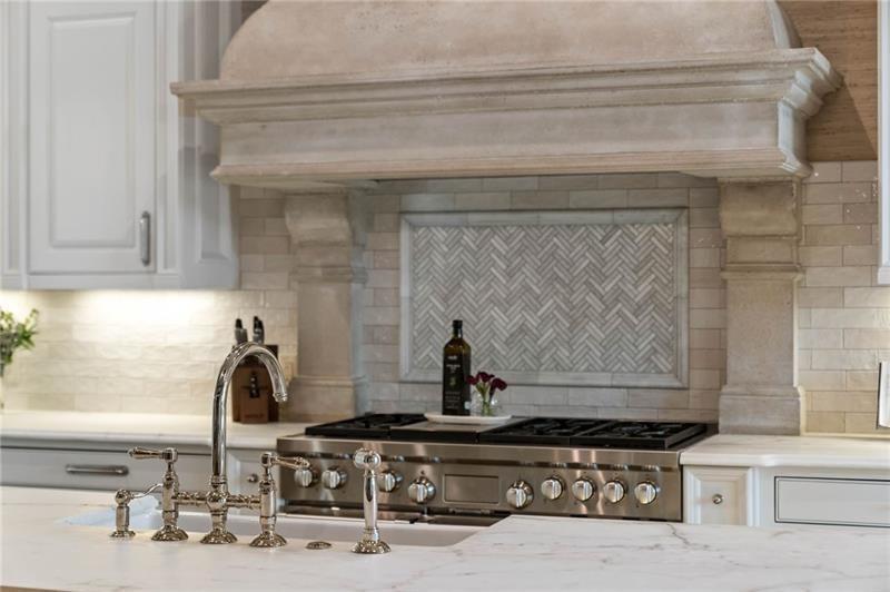 4844 Elkhorn Hill Drive