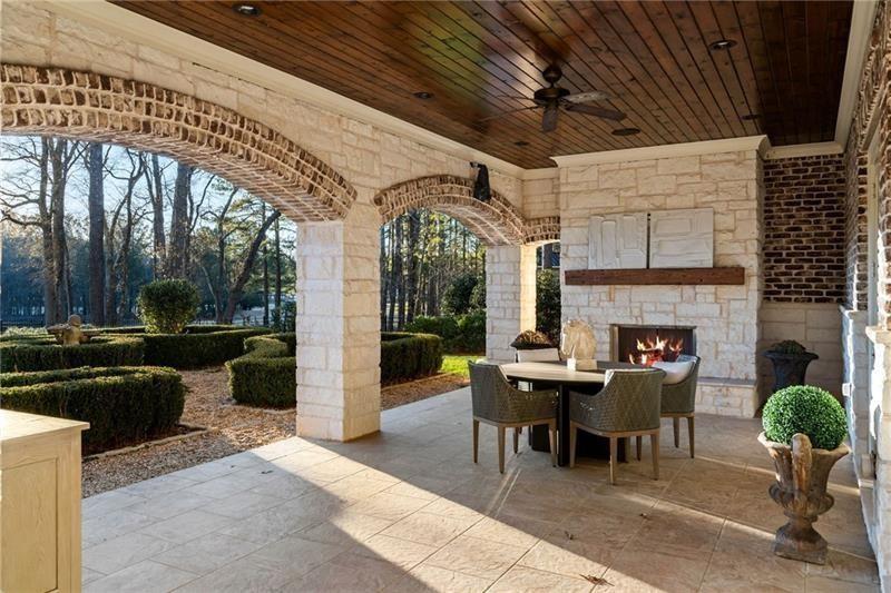 4844 Elkhorn Hill Drive