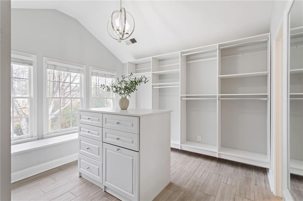 1142 Lonetia Street SE