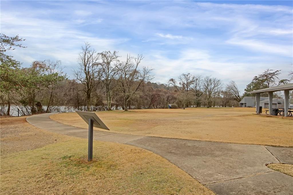 8 Huntington Place Drive