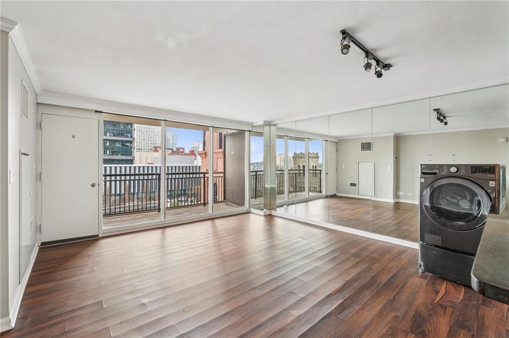 620 Peachtree Street NE Unit 706