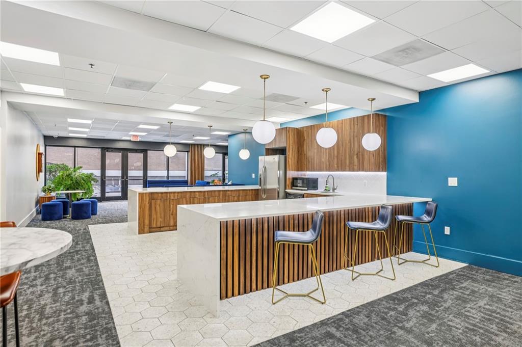 620 Peachtree Street NE Unit 706