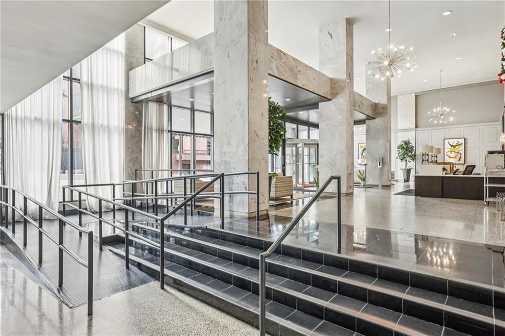 620 Peachtree Street NE Unit 706