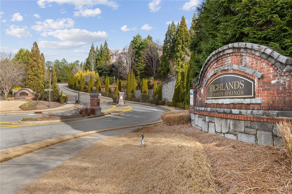 7265 Glisten Avenue NE Unit 128