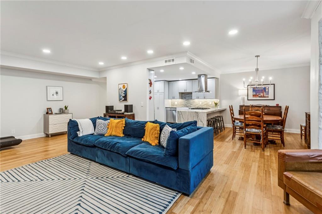 2632 Peachtree Road NW Unit 402B