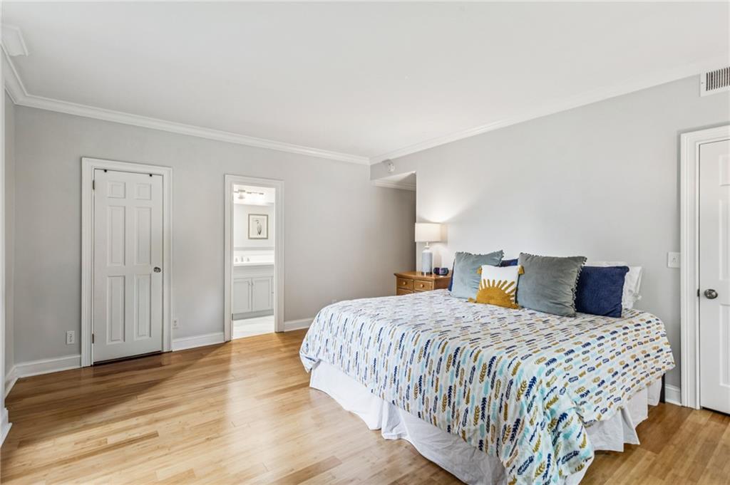 2632 Peachtree Road NW Unit 402B