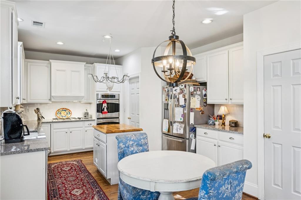 1055 Brookhaven Walk NE