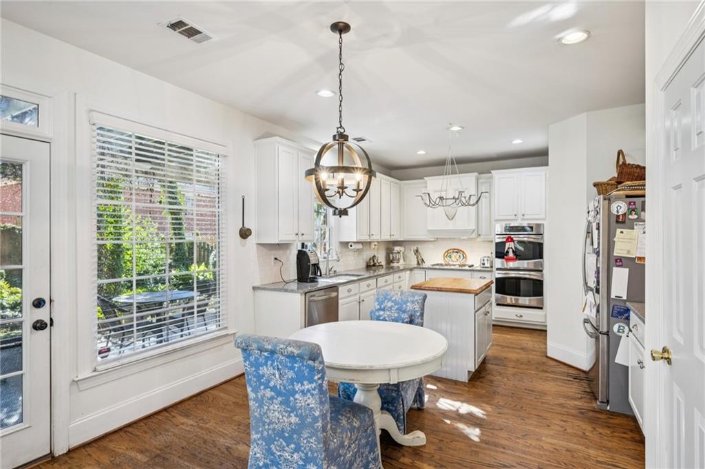 1055 Brookhaven Walk NE