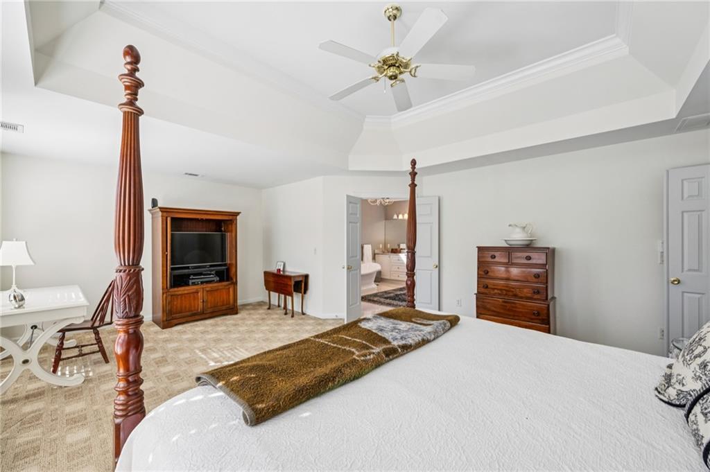 1055 Brookhaven Walk NE