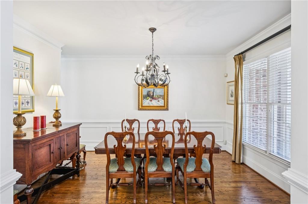 1055 Brookhaven Walk NE