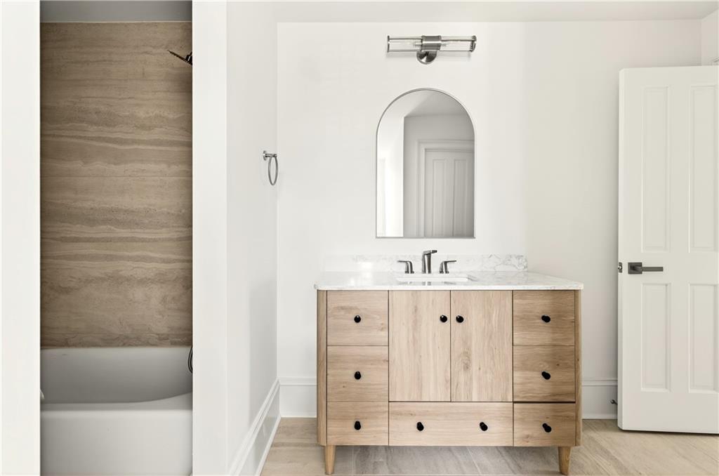 4329 Orchard Valley Drive SE