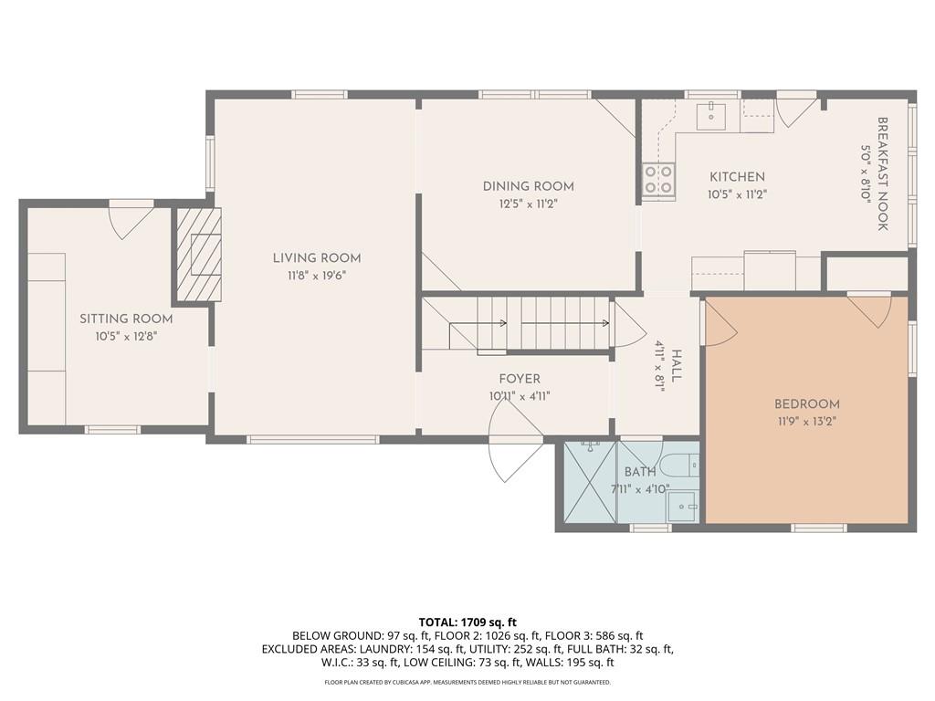 1956 Greystone Road NW