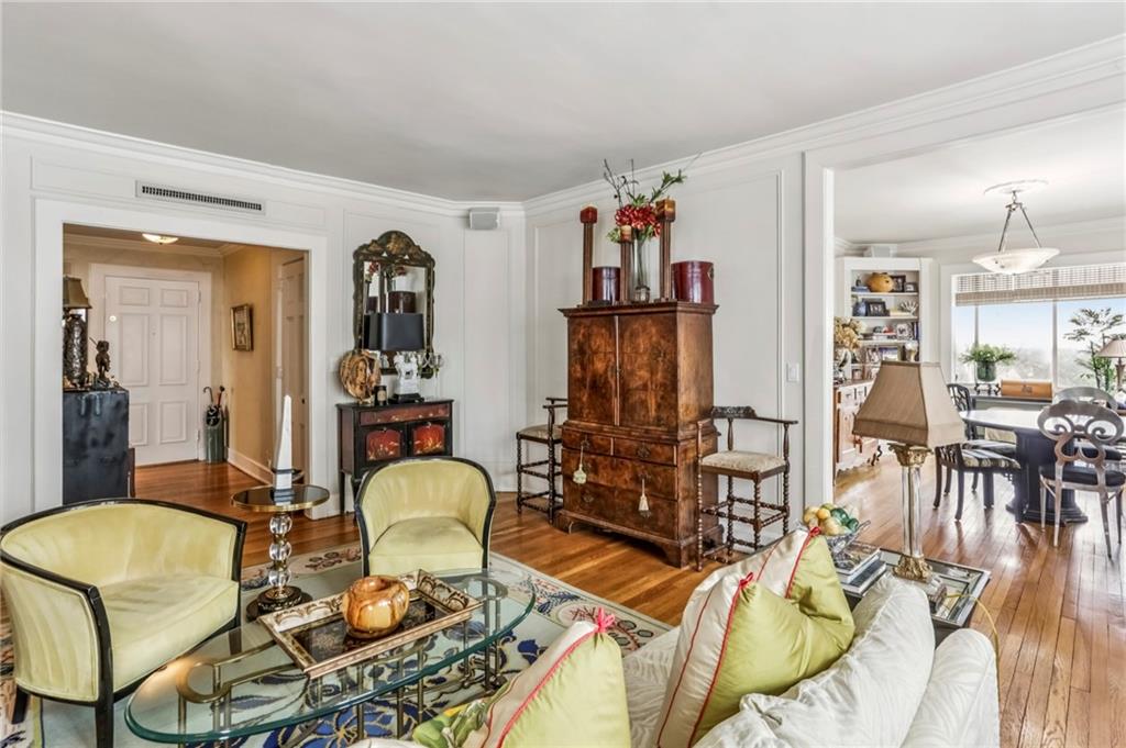 1325 Peachtree Street NE Unit 701