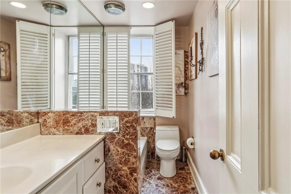 1325 Peachtree Street NE Unit 701