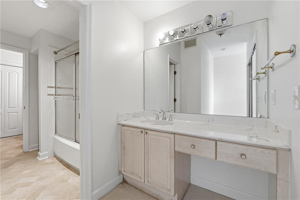 3475 Oak Valley Road NE Unit 1610