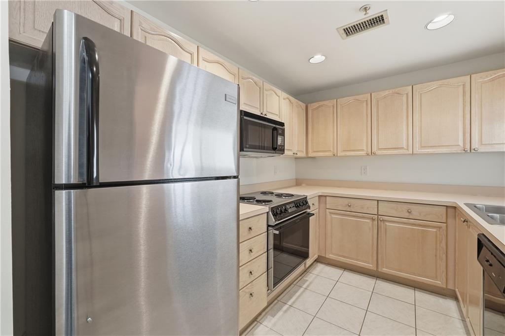 3475 Oak Valley Road NE Unit 1610