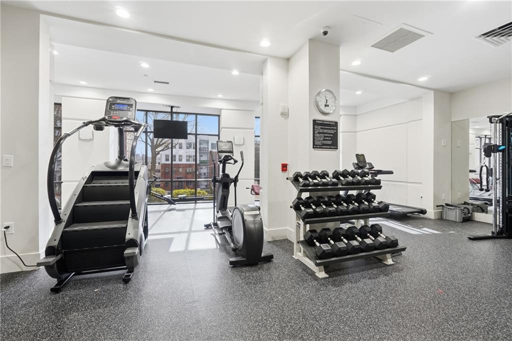 3475 Oak Valley Road NE Unit 1610