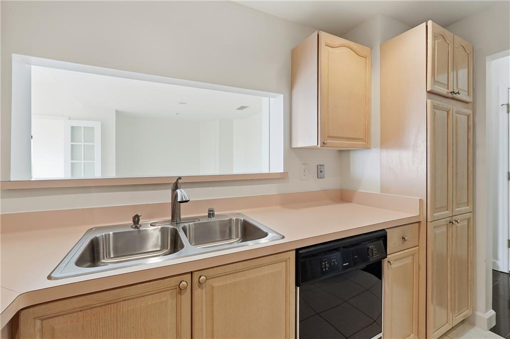 3475 Oak Valley Road NE Unit 1610