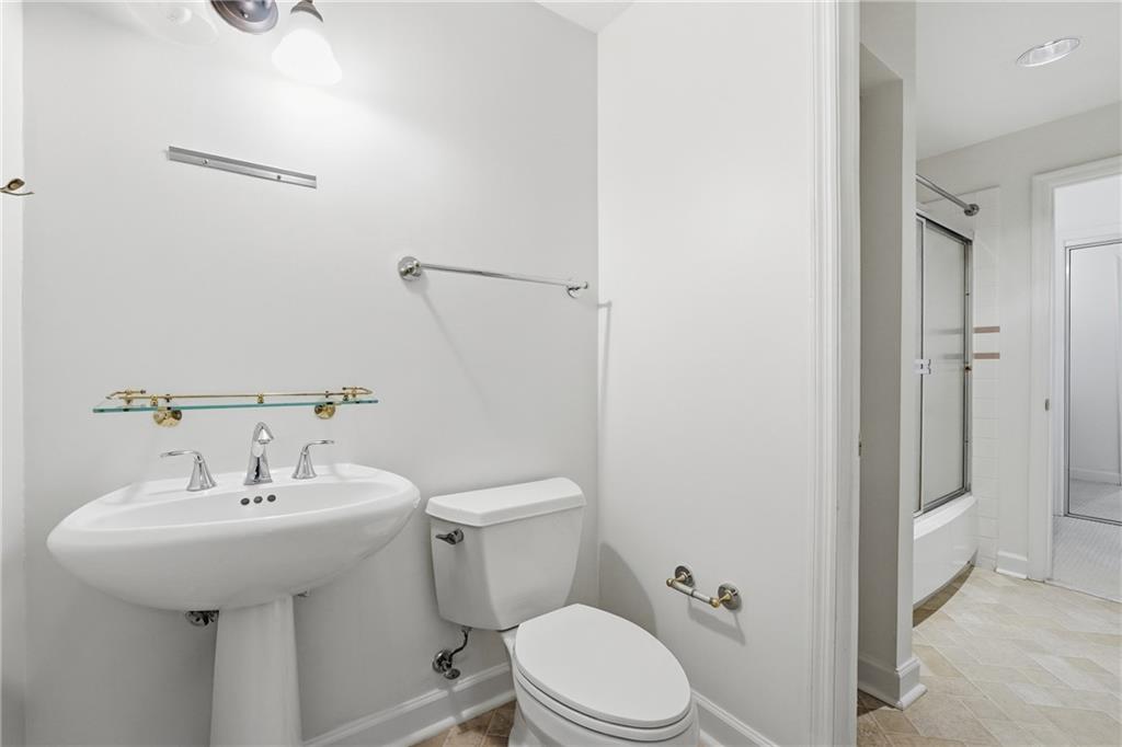 3475 Oak Valley Road NE Unit 1610