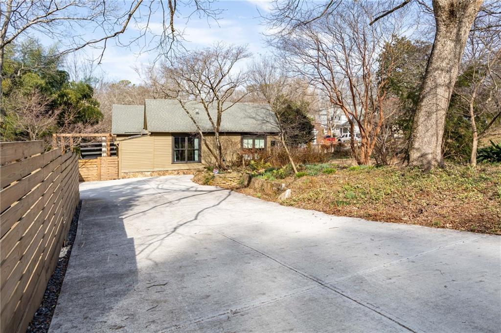 1021 Gilbert Street SE