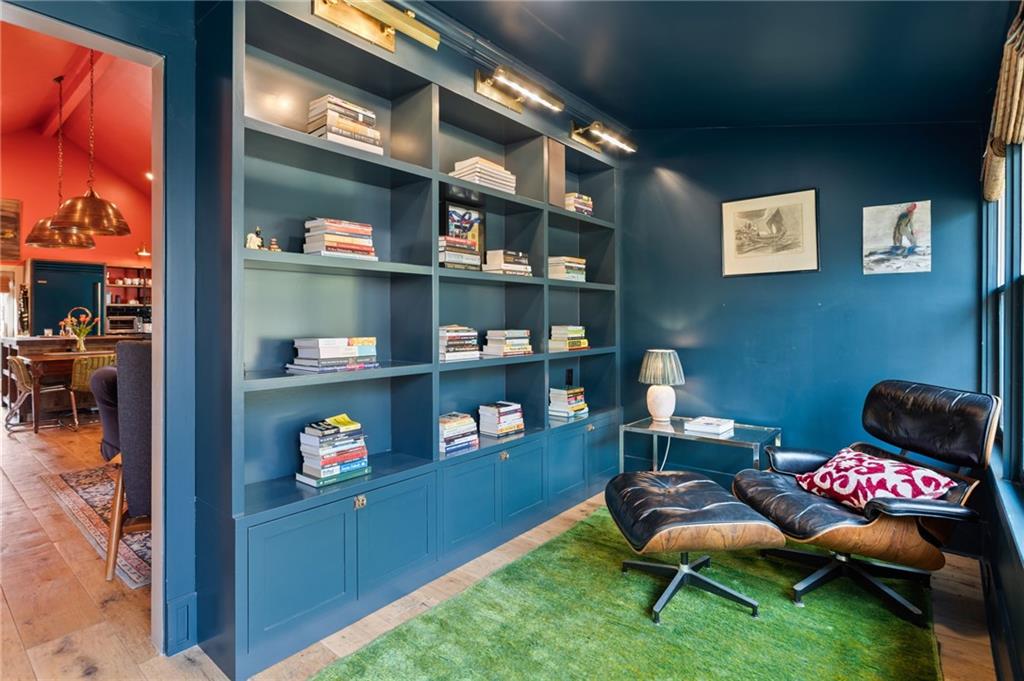 1021 Gilbert Street SE