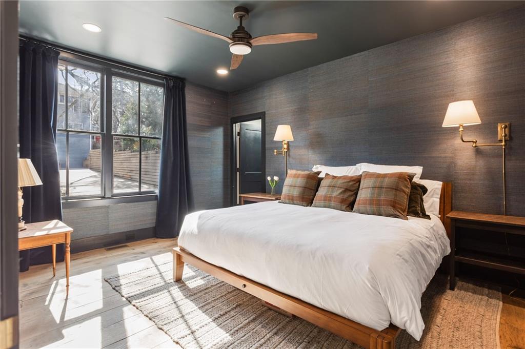 1021 Gilbert Street SE