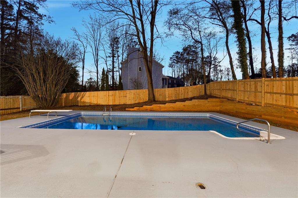 2348 Marneil Drive NE