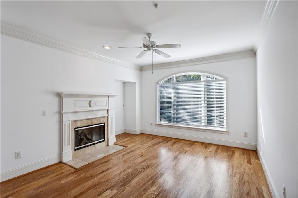 4100 Paces Walk SE Unit 3205