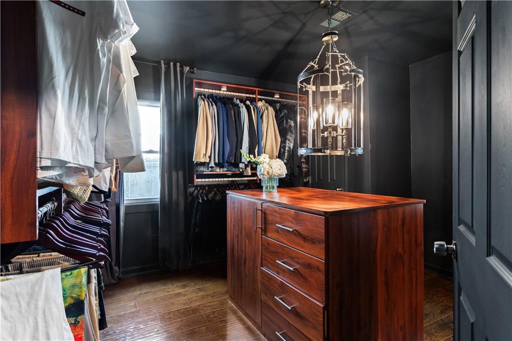 1388 Willow Trail SW