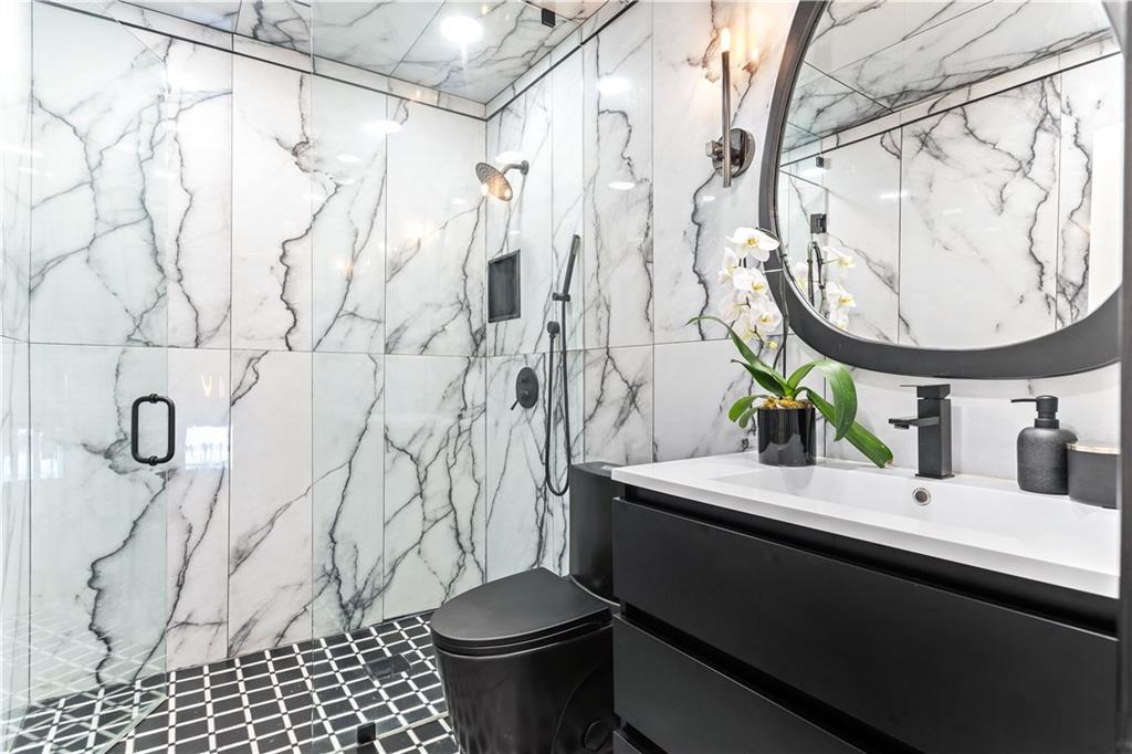 1388 Willow Trail SW