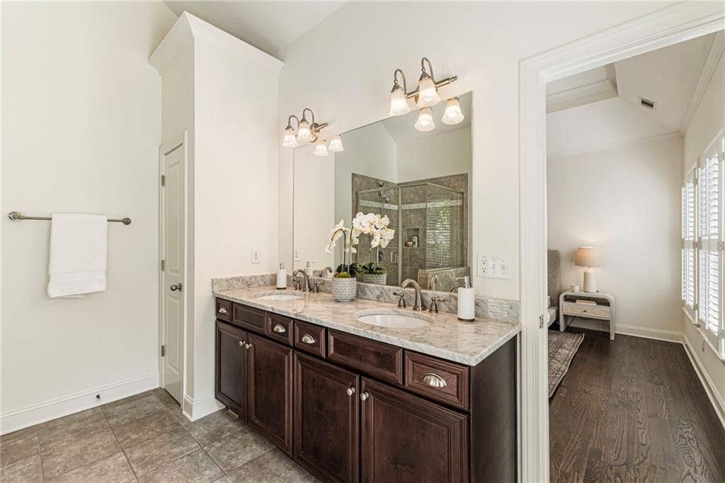 2533 Drew Valley Road NE