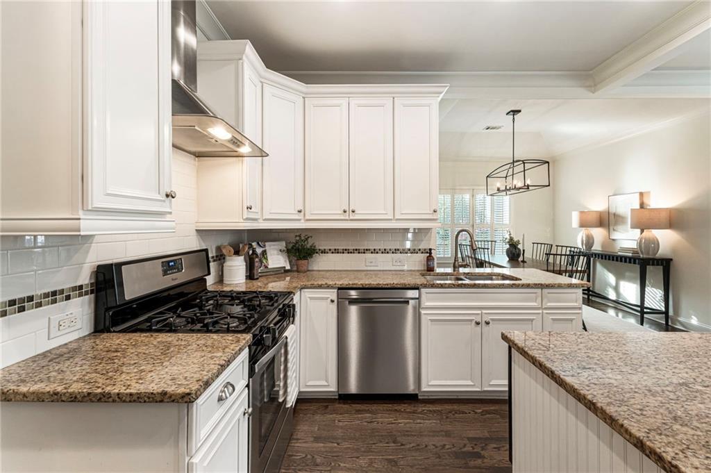 2533 Drew Valley Road NE