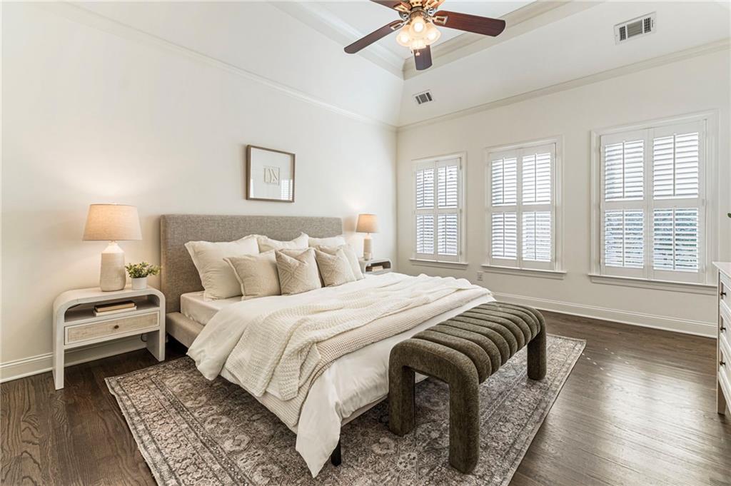 2533 Drew Valley Road NE