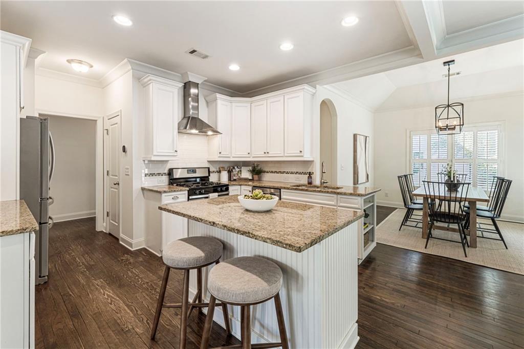 2533 Drew Valley Road NE