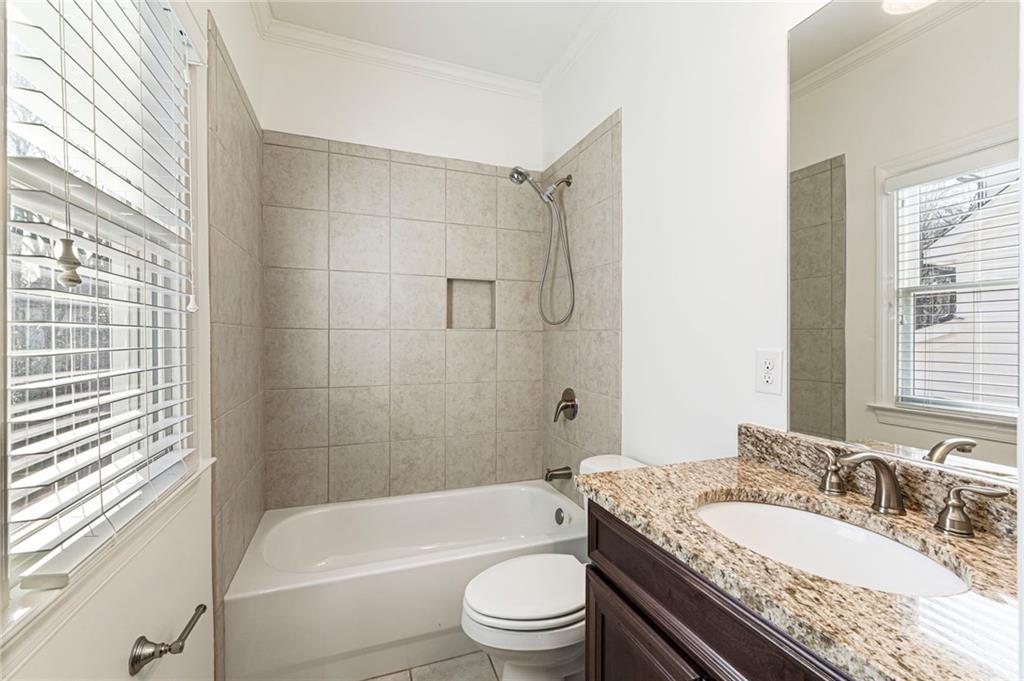 2533 Drew Valley Road NE