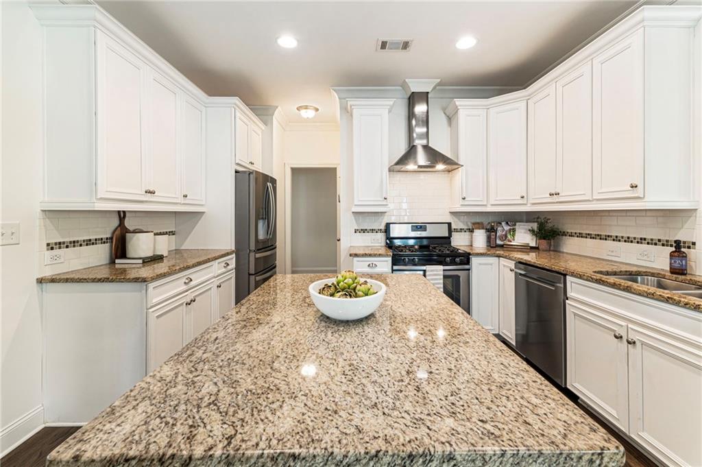 2533 Drew Valley Road NE