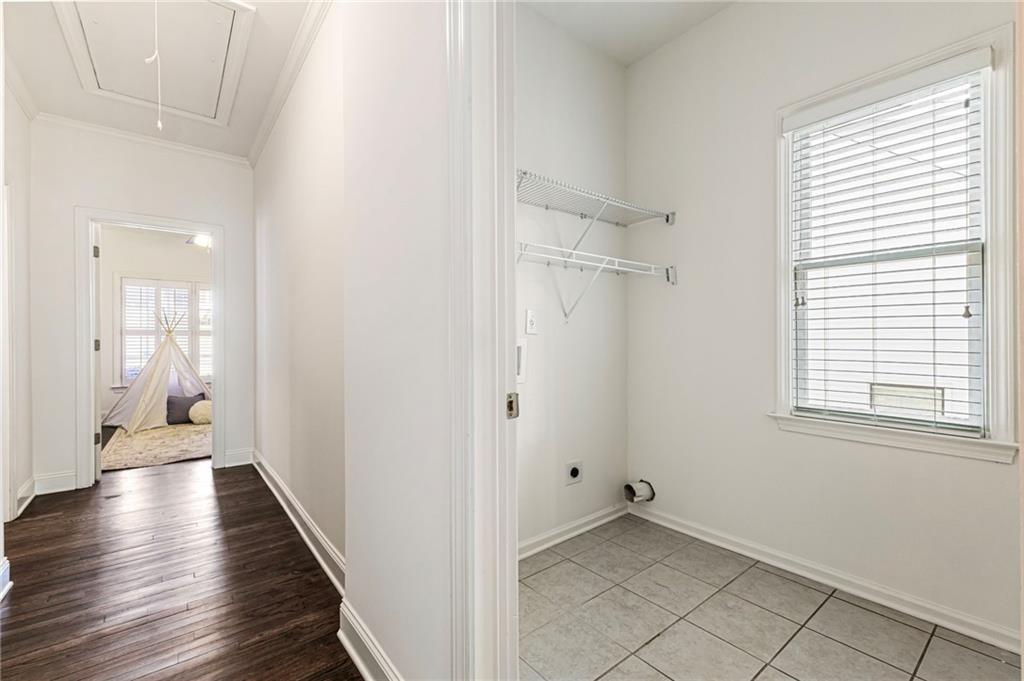 2533 Drew Valley Road NE