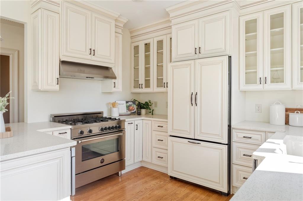 31 Paces West Place NW